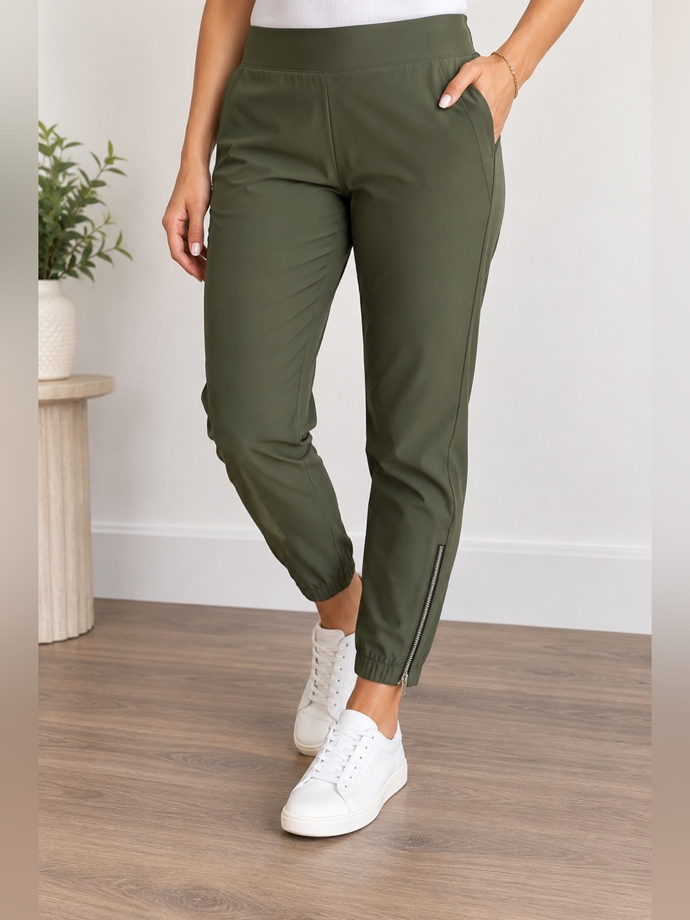 Athleta Radiant Jogger Pants Size 4 Olive Green Ankle Zip